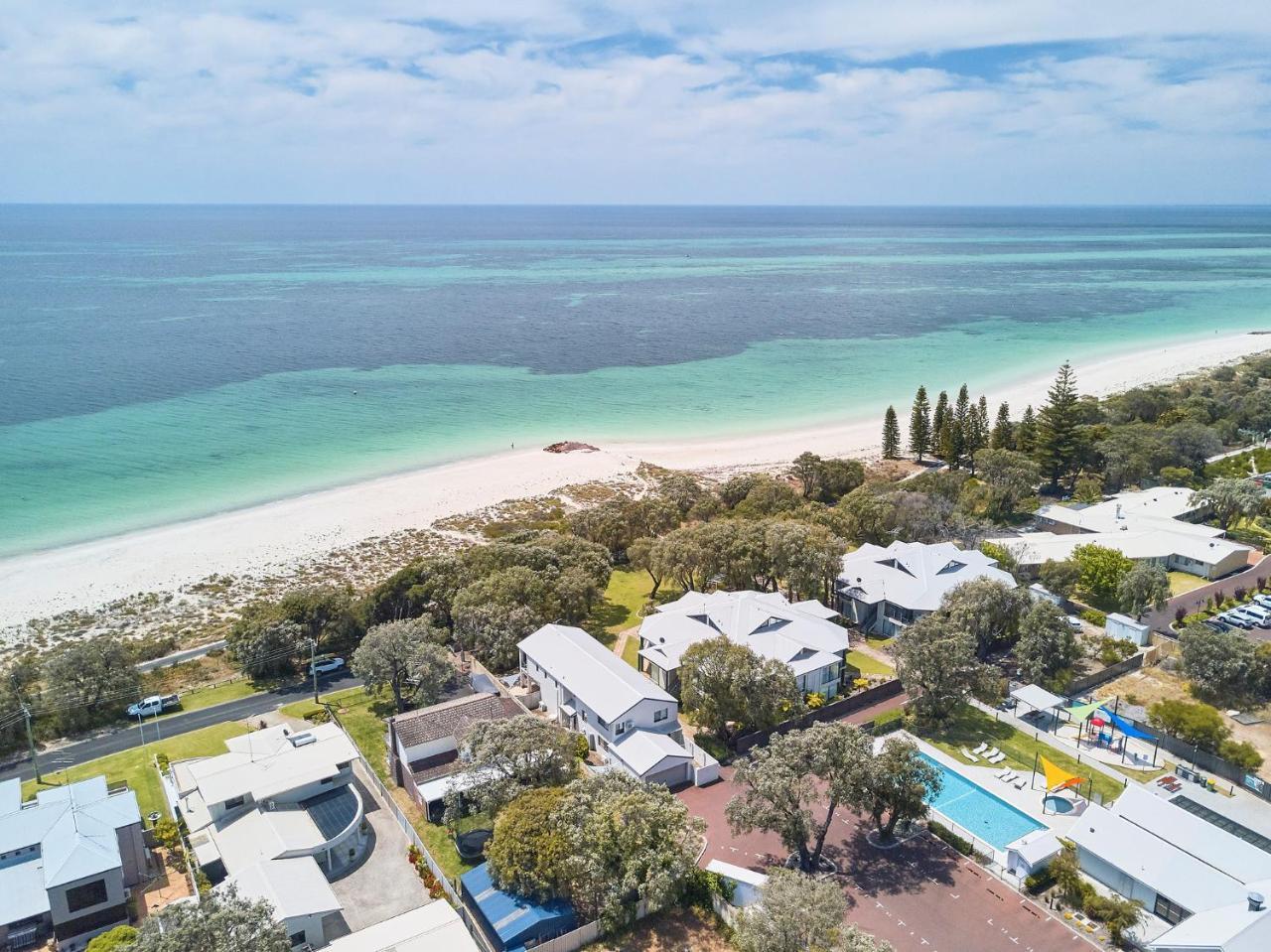 Cape View Beach Resort WEST COAST Екстер'єр фото