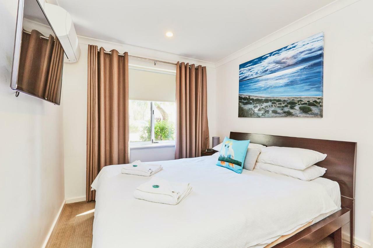 Cape View Beach Resort WEST COAST Екстер'єр фото
