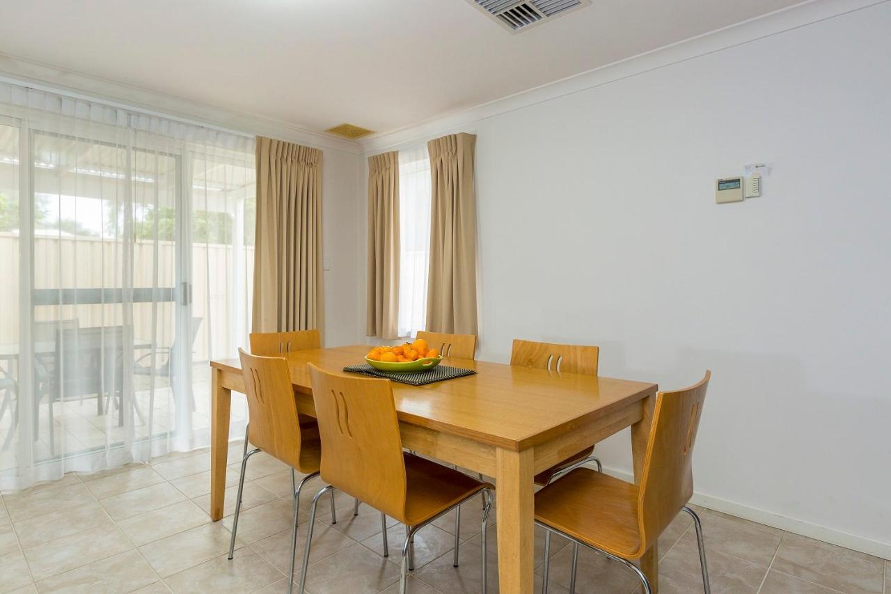 Cape View Beach Resort WEST COAST Екстер'єр фото